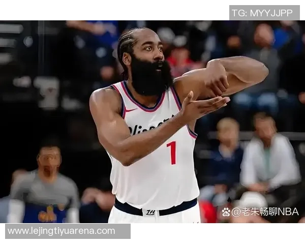 哈登表现起伏不定全场仅得18分下半场状态低迷失误和犯规频频影响球队表现 哈登表现起伏不定全场仅得18分下半场状态低迷失误和犯规频频影响球队表现